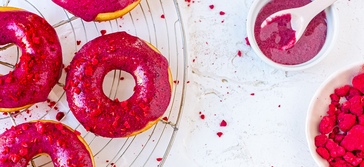 Mini donuts, glaçage framboise