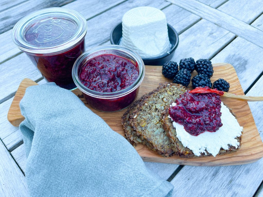 Confiture de mûres aux graines de chia